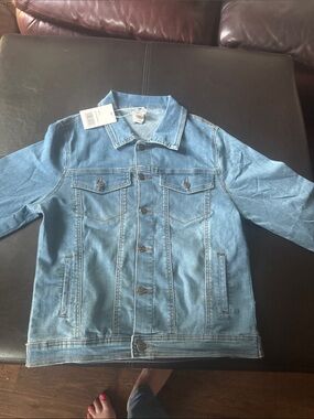 Classic Light Blue Denim Jacket for Women